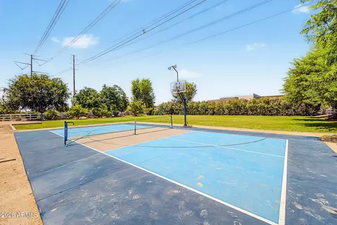 View/Area - 2460 E Vaughn Ave, Gilbert, AZ 85234 photo 1 of 13