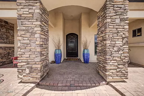 Exterior - 2460 E Vaughn Ave, Gilbert, AZ 85234 photo 3 of 11
