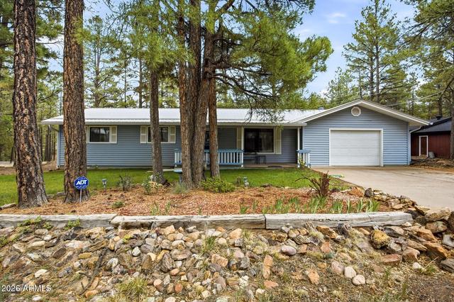 921 N 46th Dr, Show Low, AZ 85901