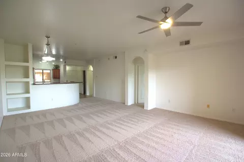 920 E Devonshire Ave #2002, Phoenix, AZ 85014 photo 2