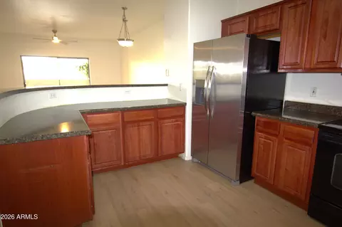 920 E Devonshire Ave #2002, Phoenix, AZ 85014 photo 4