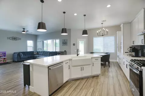 Kitchen - 8524 E Nido Ave, Mesa, AZ 85209 photo 3 of 3
