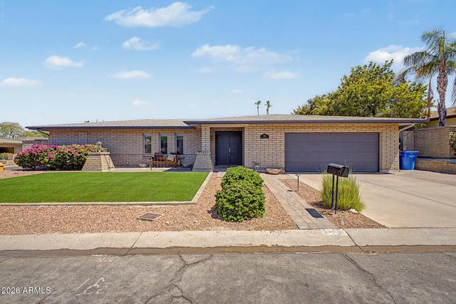 2802 E Mission Ln, Phoenix, AZ 85028