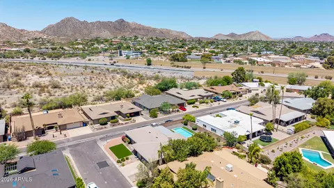 View/Area - 2802 E Mission Ln, Phoenix, AZ 85028 photo 10 of 16