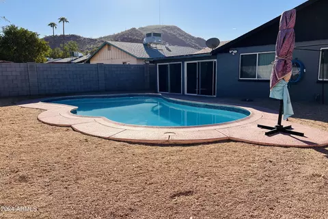Exterior - 2022 W Aster Dr, Phoenix, AZ 85029 photo 2 of 4