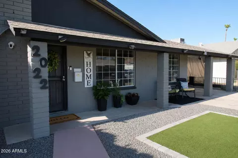 Exterior - 2022 W Aster Dr, Phoenix, AZ 85029 photo 1 of 4