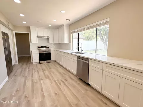 Kitchen - 1529 Edgewater Dr, Tempe, AZ 85283 photo 3 of 4