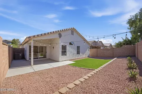 Exterior - 2712 E Anderson Dr, Phoenix, AZ 85032 photo 5 of 7