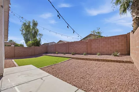 Exterior - 2712 E Anderson Dr, Phoenix, AZ 85032 photo 4 of 7