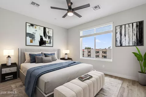 Bedroom - 2601 E Clarendon Ave #13, Phoenix, AZ 85016 photo 3 of 3