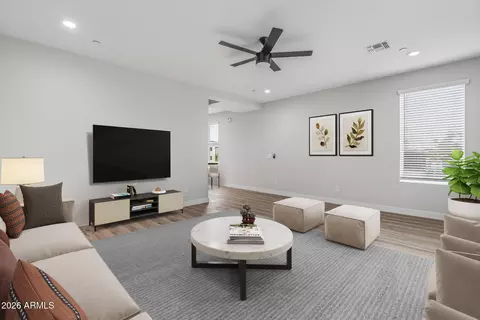 Living - 2601 E Clarendon Ave #13, Phoenix, AZ 85016 photo 3 of 7