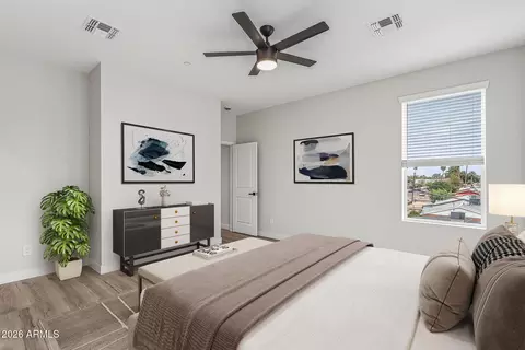 Bedroom - 2601 E Clarendon Ave #13, Phoenix, AZ 85016 photo 2 of 3