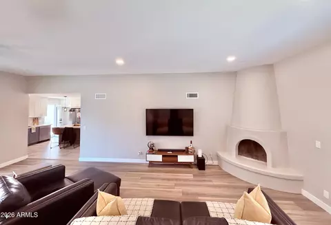 2645 E Vista Dr, Phoenix, AZ 85032 photo 4