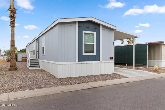 2060 N Center St #87, Mesa, AZ 85201