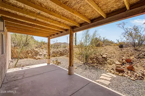 Exterior - 407 E Honda Bow Rd, Phoenix, AZ 85086 photo 6 of 10