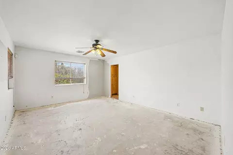 Bedroom - 407 E Honda Bow Rd, Phoenix, AZ 85086 photo 1 of 7