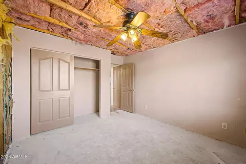 Bedroom - 407 E Honda Bow Rd, Phoenix, AZ 85086 photo 5 of 7
