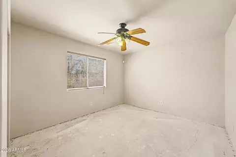 Bedroom - 407 E Honda Bow Rd, Phoenix, AZ 85086 photo 6 of 7