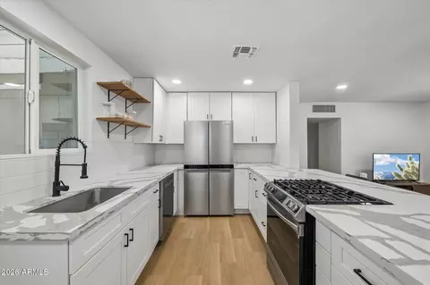 4112 N 6th Ave NW, Phoenix, AZ 85013