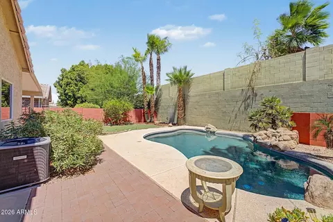 Exterior - 1348 E Libby St, Phoenix, AZ 85022 photo 8 of 8