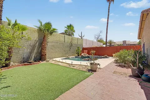 Exterior - 1348 E Libby St, Phoenix, AZ 85022 photo 5 of 8