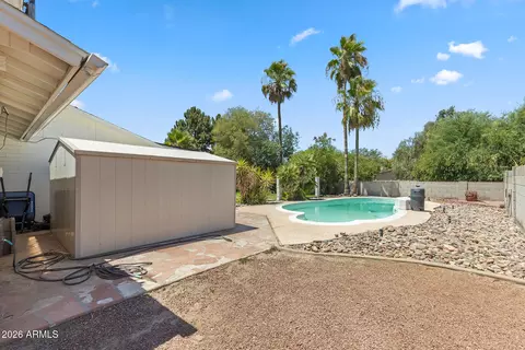 Exterior - 15420 N 29th Ave, Phoenix, AZ 85053 photo 3 of 8