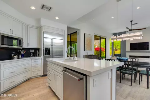 Kitchen - 6533 N 29th St, Phoenix, AZ 85016 photo 2 of 2