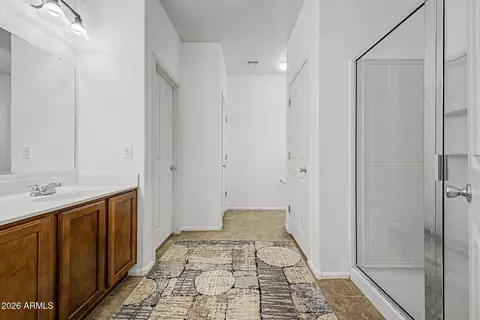 Entry Way - 4116 E Cathy Dr, Gilbert, AZ 85296 photo 4 of 7