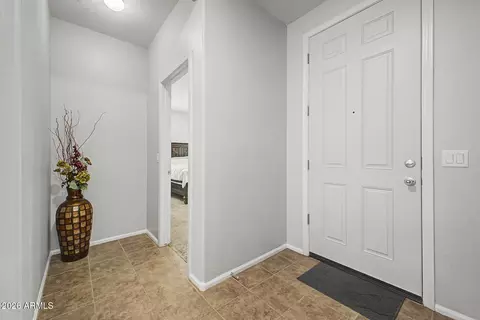Entry Way - 4116 E Cathy Dr, Gilbert, AZ 85296 photo 6 of 7