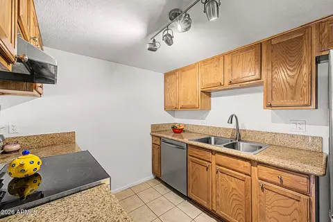 Kitchen - 3511 E Baseline Rd #1237, Phoenix, AZ 85042 photo 3 of 4