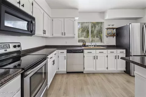Kitchen - 441 S Maple -- #16, Mesa, AZ 85206 photo 4 of 5