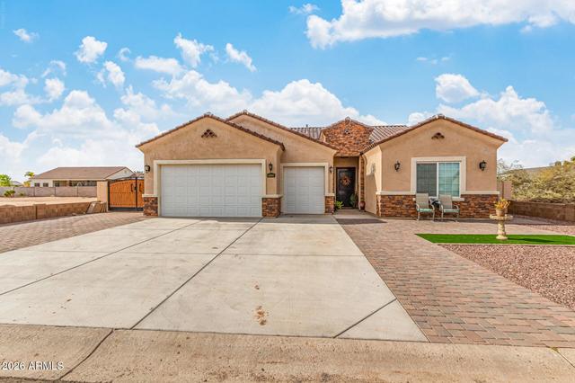 14690 S Brook Hollow Rd, Arizona City, AZ 85123