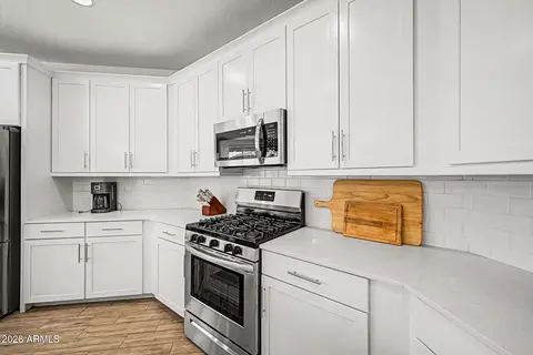 Kitchen - 9837 E Tiburon Ave, Mesa, AZ 85212 photo 4 of 5