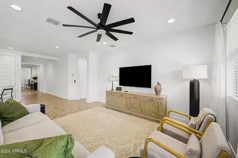 Living - 9837 E Tiburon Ave, Mesa, AZ 85212 photo 2 of 4
