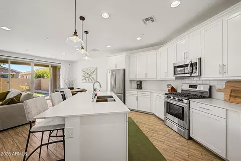 Kitchen - 9837 E Tiburon Ave, Mesa, AZ 85212 photo 3 of 5