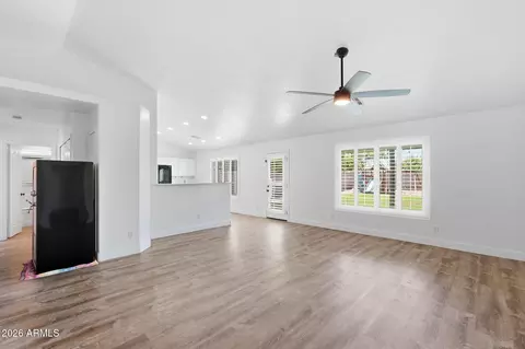 Living - 11261 E Renfield Ave, Mesa, AZ 85212 photo 2 of 3