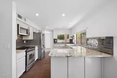 Kitchen - 4717 E Winston Dr, Phoenix, AZ 85044 photo 2 of 5
