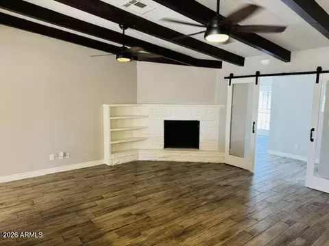 Living - 5320 E Thomas Rd, Phoenix, AZ 85018 photo 3 of 4