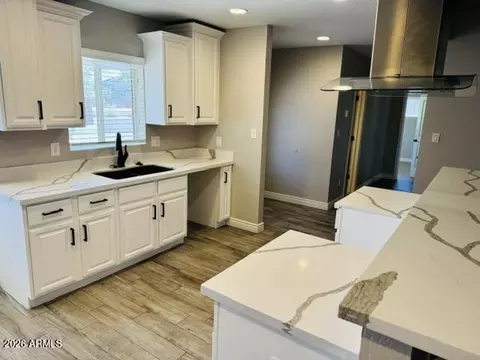 Other - 5320 E Thomas Rd, Phoenix, AZ 85018 photo 3 of 12