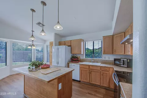 Kitchen - 2233 E Rawhide St, Gilbert, AZ 85296 photo 2 of 2