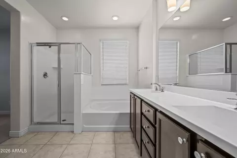 Bath - 9812 E Radioactive Dr, Mesa, AZ 85212 photo 3 of 5