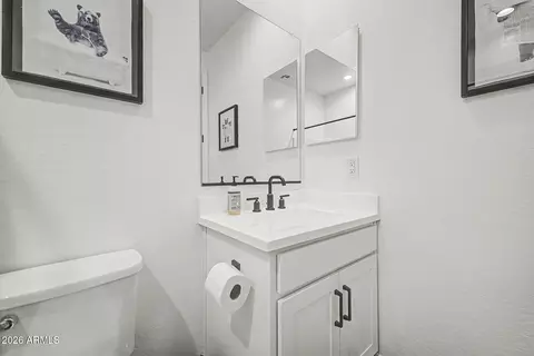 Bath - 11405 E Ulysses Ave, Mesa, AZ 85212 photo 2 of 3