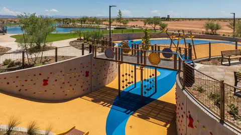 View/Area - 499 W Ridge Rd, Apache Junction, AZ 85120 photo 6 of 24