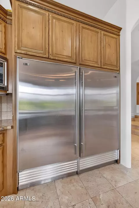 Kitchen - 1611 E Desert Willow Dr, Phoenix, AZ 85048 photo 6 of 7