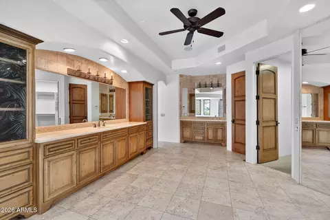Entry Way - 1611 E Desert Willow Dr, Phoenix, AZ 85048 photo 3 of 4