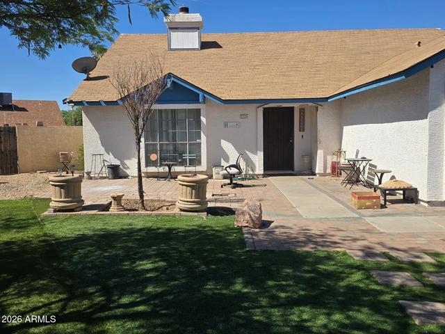 7225 W Tuckey Ln, Glendale, AZ 85303
