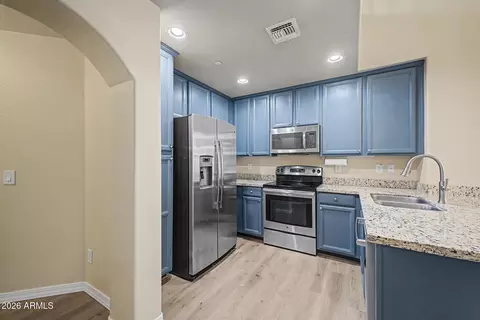 Kitchen - 4035 E Windsor Dr, Gilbert, AZ 85296 photo 2 of 5