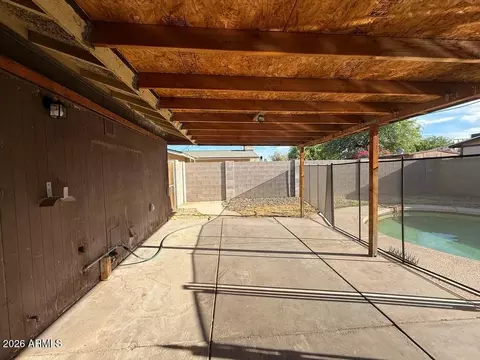 4348 N 79th Dr, Phoenix, AZ 85033 photo 18