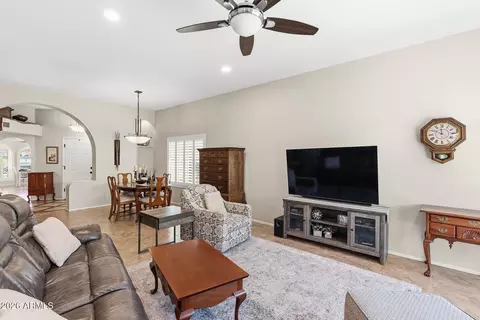 Living - 4113 E Paradise Dr, Phoenix, AZ 85028 photo 4 of 4