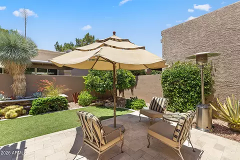Exterior - 4113 E Paradise Dr, Phoenix, AZ 85028 photo 2 of 11